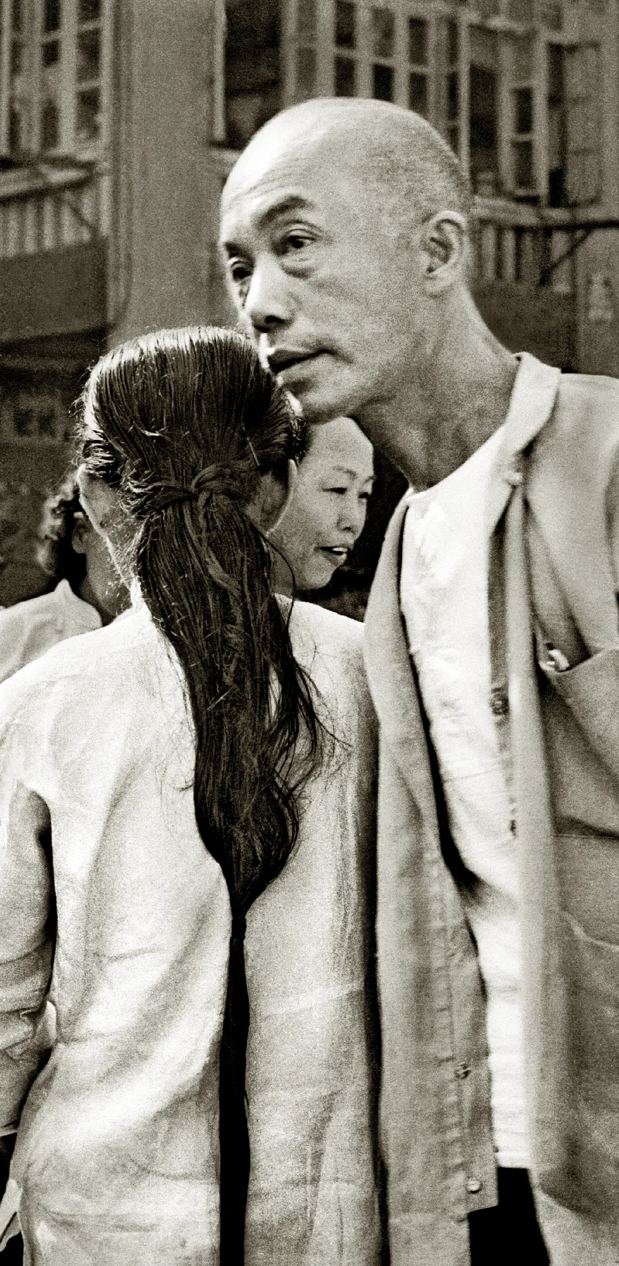 何藩《光頭與長髮》