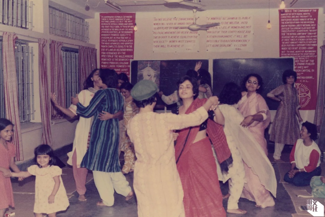 南亞女性與發展工作坊，Lala Rukh攝於孟加拉Koitta，1986年（Lala Rukh遺產管理團隊提供）