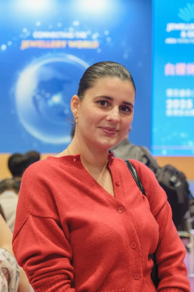 珍珠養殖企業Autore Group營銷主管及國際珠寶經理Ruby Attore，同時也是澳洲珠寶品牌Autore Moda的創辦人和創意總監。