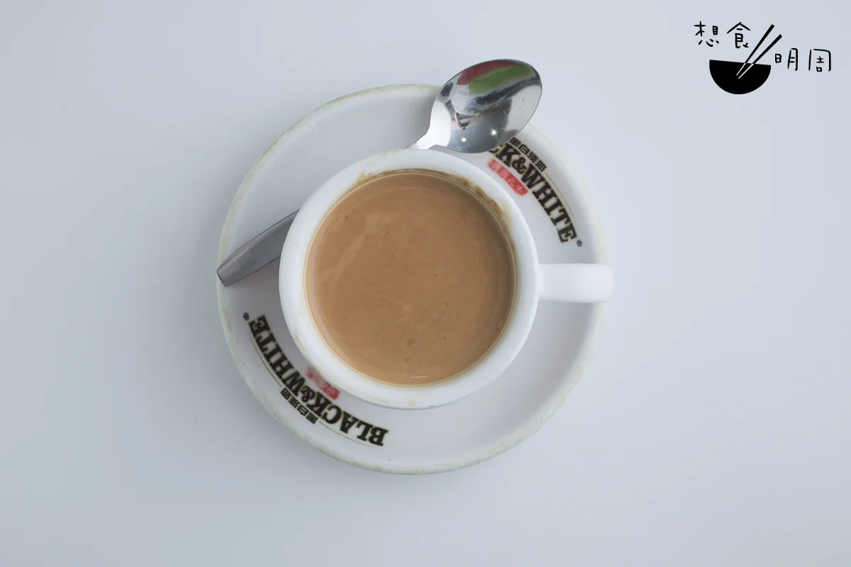 港式奶茶製作技藝已列入非遺清單，更於二〇一七年列入香港特區政府的香港非物質文化遺產清單。若新華茶餐廳的「新華奶茶」有意申遺，可作分支項目申請。