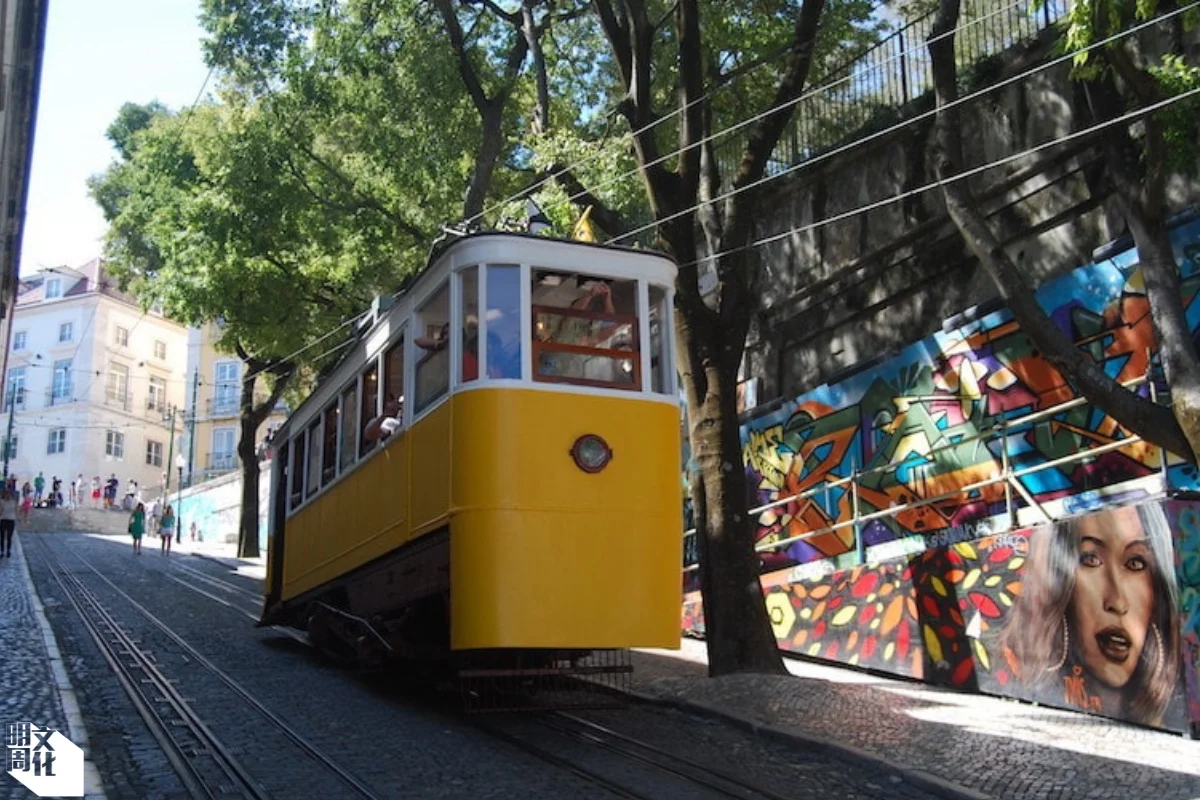 沿途欣賞里斯本風光，多年來一直為里斯本地標式旅遊設施。