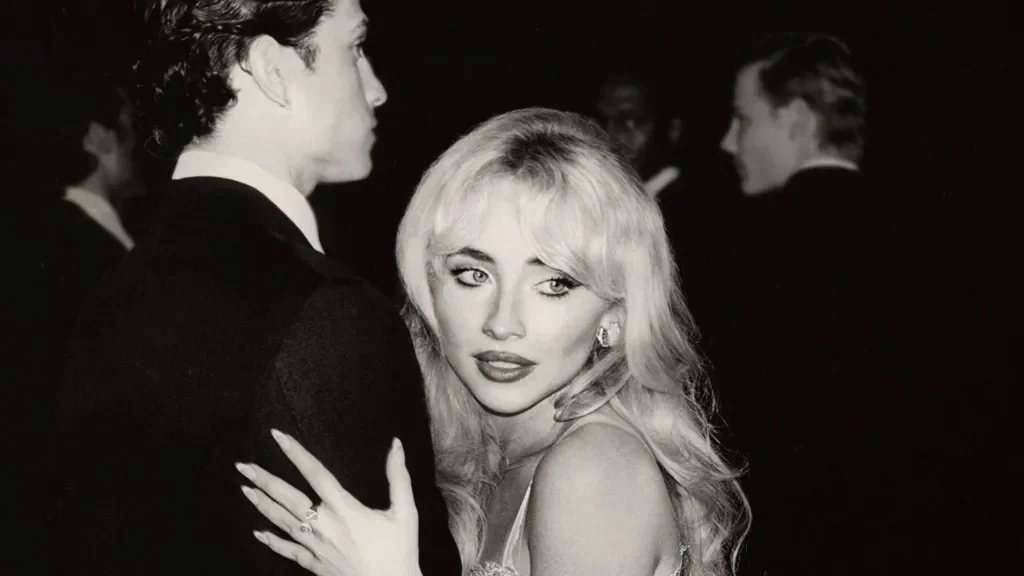 《Man's Best Friend》「上帝認可版」封面