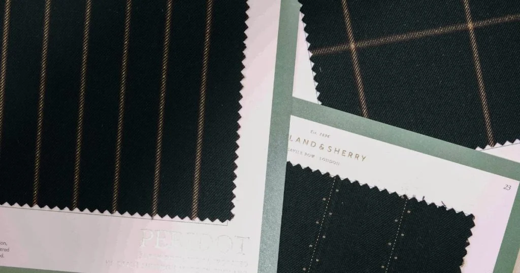 部分客人為求獨特，會選擇較為珍貴的混織金線的布料。