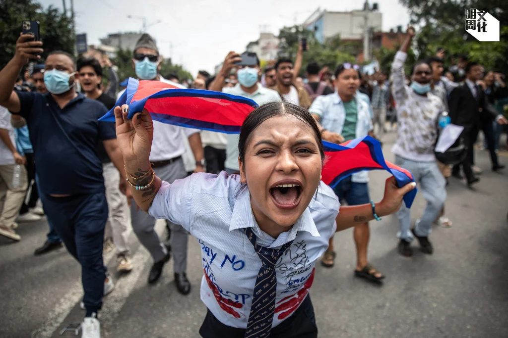 %e6%a9%ab%e5%80%92%e7%9b%b8logo-28