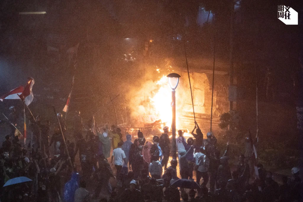 %e6%a9%ab%e5%80%92%e7%9b%b8logo-4