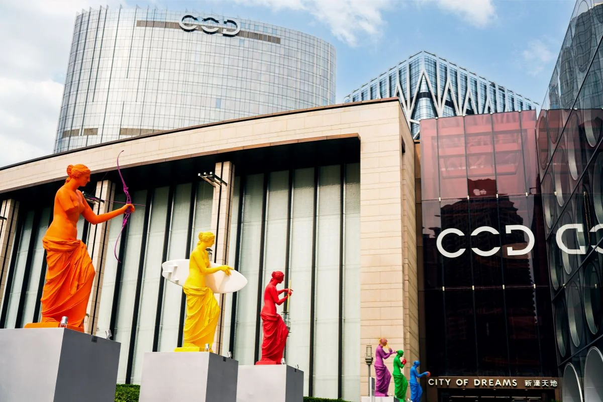 2024年巴黎奧運會期間,佩博斯受邀創作《美與姿態》,並於法國國民議會首次展出,備受矚目。(圖片由展覽方提供)