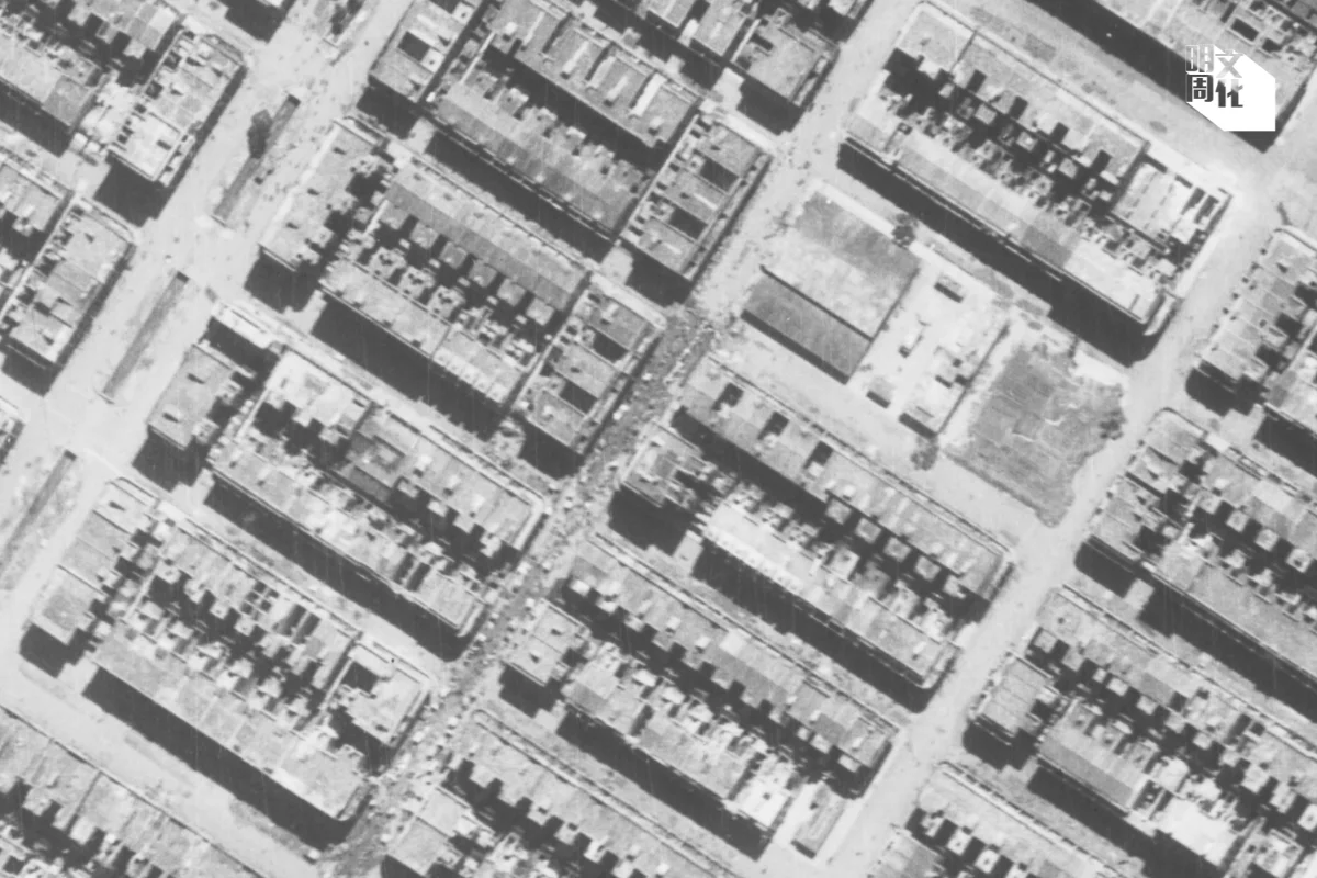 昔日繁華鬧市在戰時變得空無一人， 惟有一處比較熱鬧，正是北河街街市一帶。