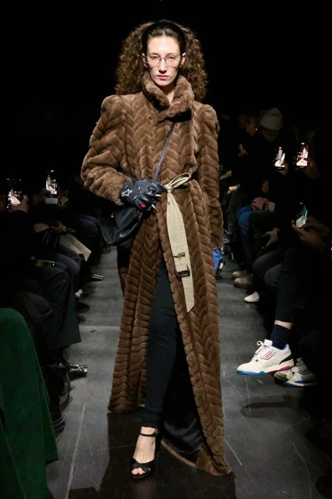 BALENCIAGA FALL 25系列 