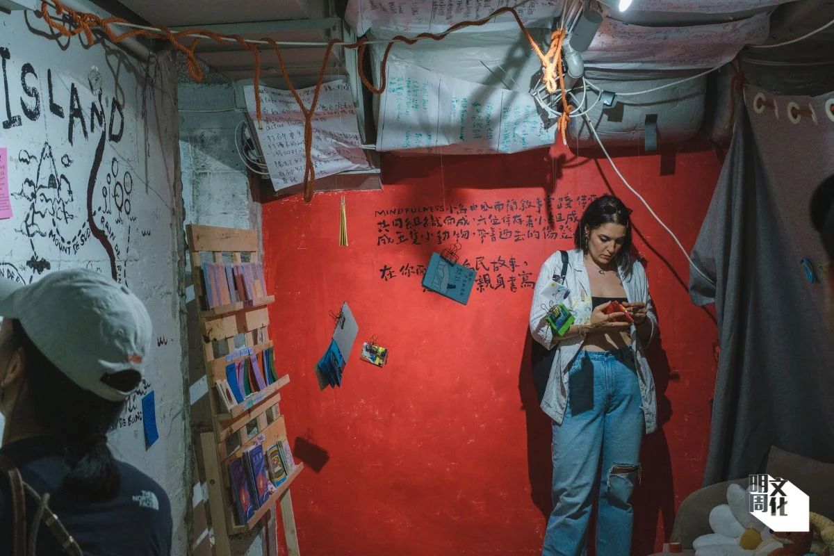 性暴力倖存者帶着過去的傷痕書寫小誌