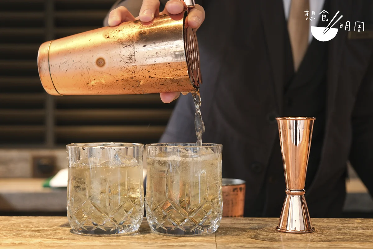 無酒精雞尾酒與傳統雞尾酒的製作技巧基本上相同，只是調酒師過往把心力都集中於後者。