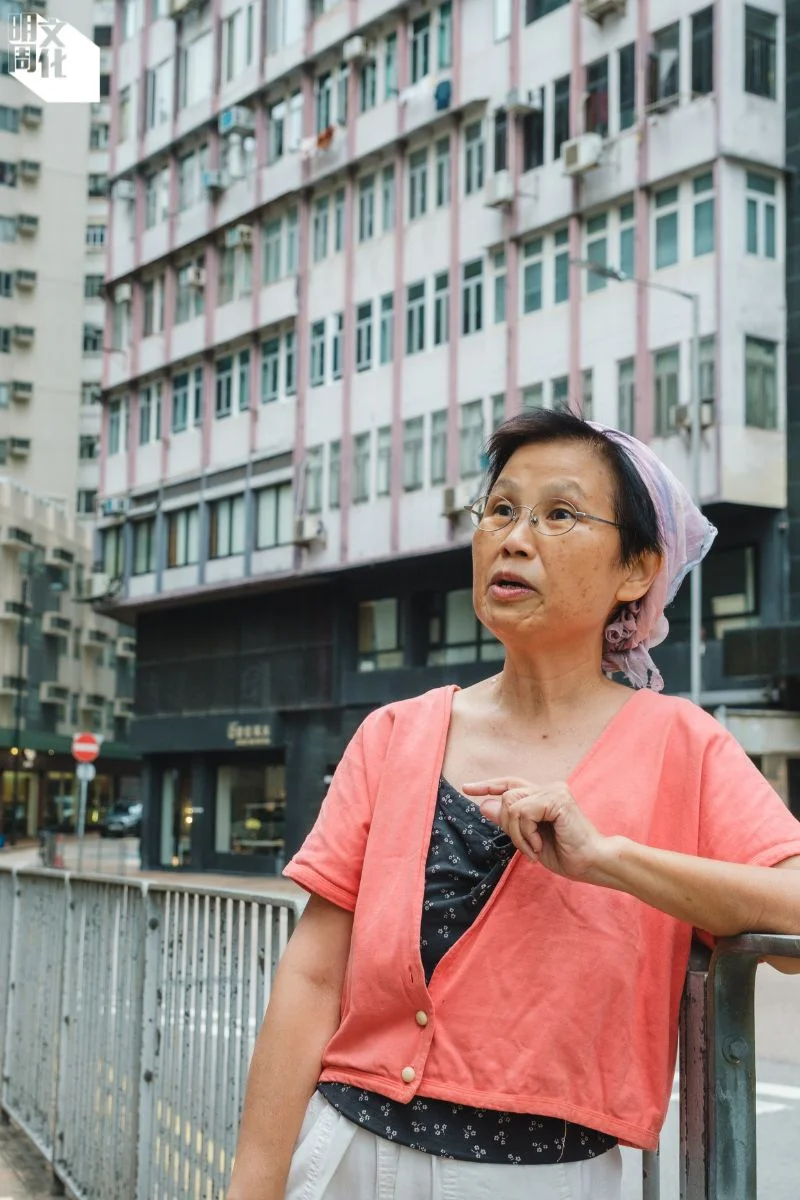 訪問當日，潘惠蓮帶記者到訪楊秀瓊當年被日軍上門扣走的銅鑼灣故居。