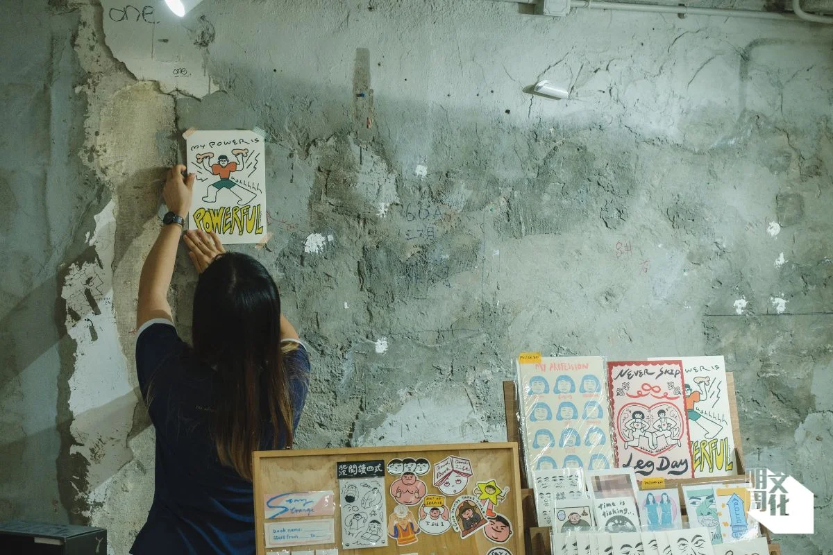 一本薄薄的小誌，可以容納厚重的歷史、亞文化和邊緣羣體的聲音，也能盛載私人絮語。形狀千奇八怪，但相似的是，創作者的真實和初心。