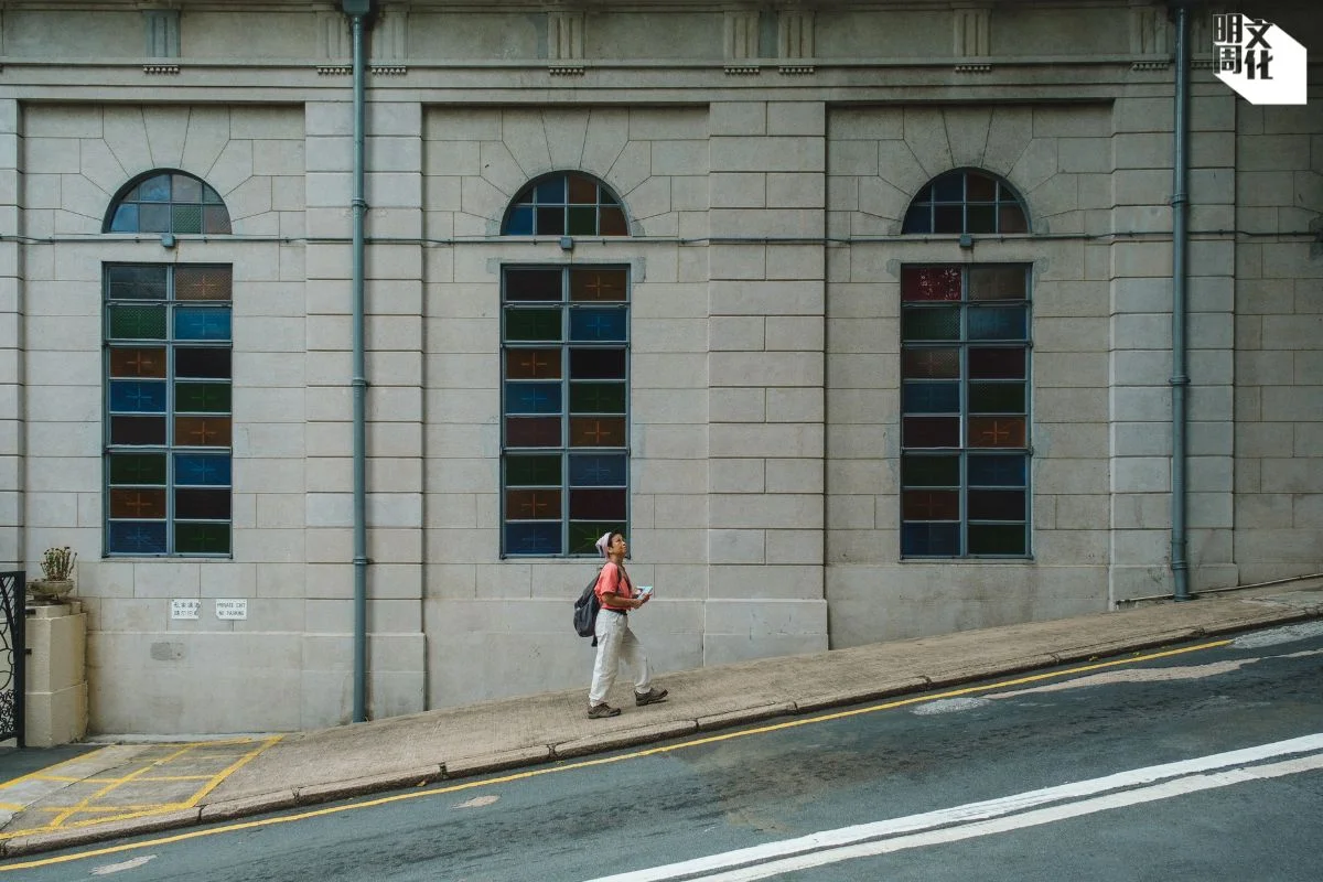 為還原楊秀瓊的一生，潘惠蓮曾自費遠赴加拿大尋找楊的家人。