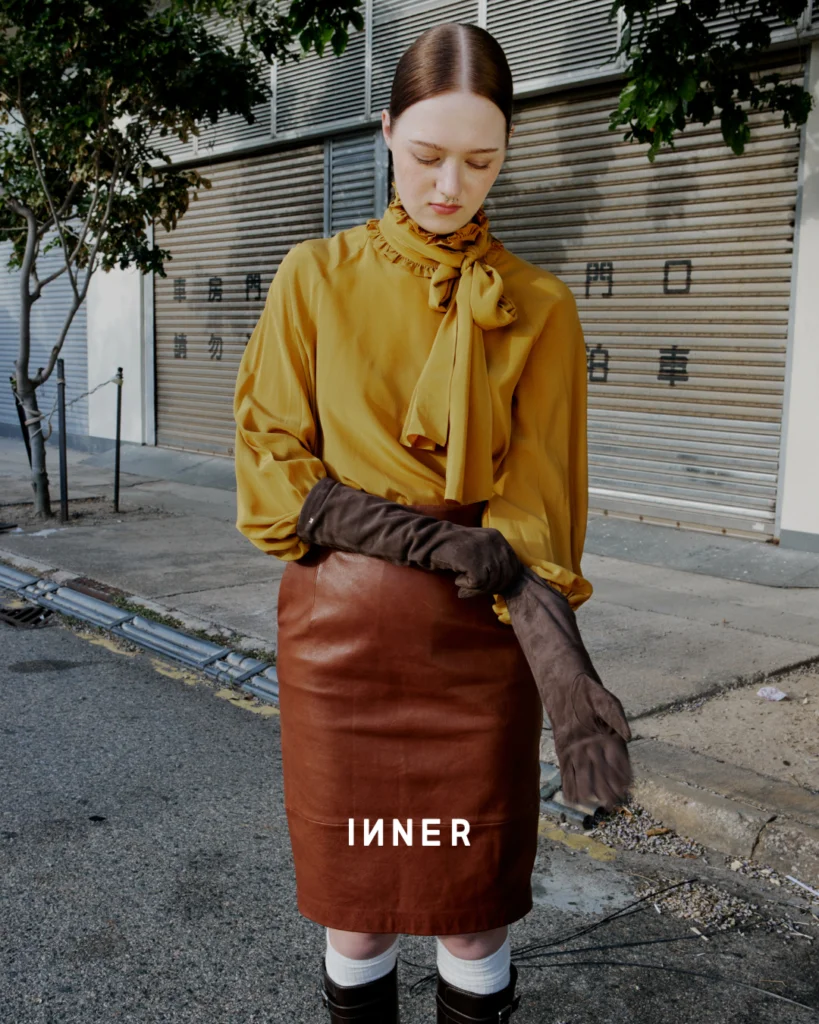 TOP & SKIRT, WEEKEND MAX MARA GLOVES, MAX MARA SHOES, CHARLES & KEITH 