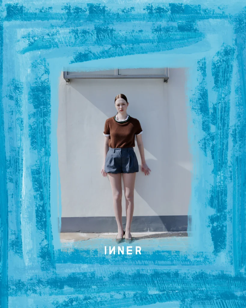 TOP, PANTS & SHOES, PRADA