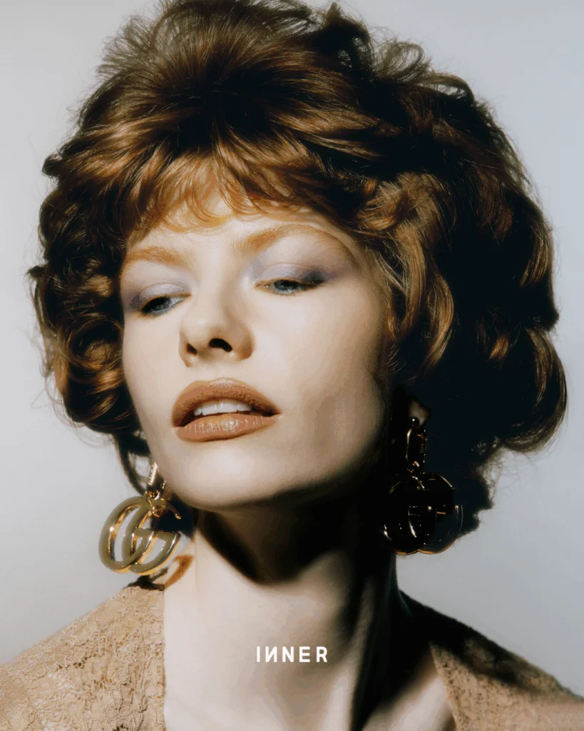 DRESS & BOOTS, CHLOÉ EYES: NOIR ALLURE ALL-IN-ONE MASCARA 77 - ANTHRACITE, CHANEL BEAUTY LIPS: ROUGE ALLURE LIQUID VELVET 234 - ÉNIGMATIQUE, CHANEL BEAUTY 