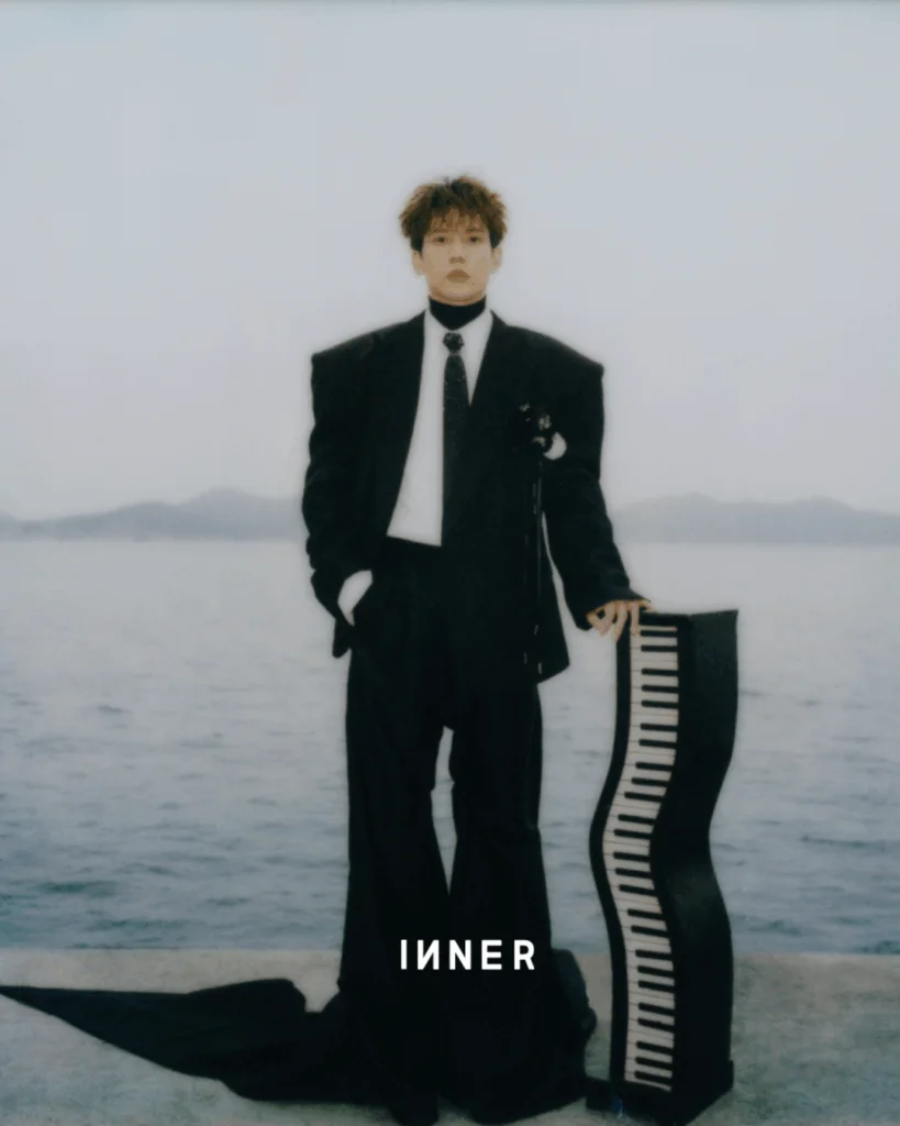 JACKET, SHIRT, TIE, CHOKER, BROOCH & PANTS, DEMO OFFICIAL