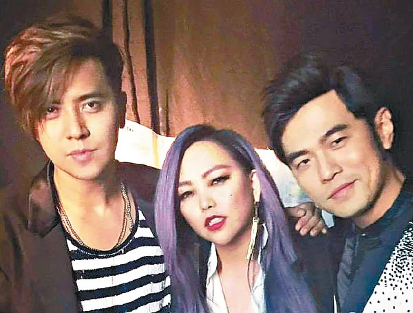 16848729143782801709