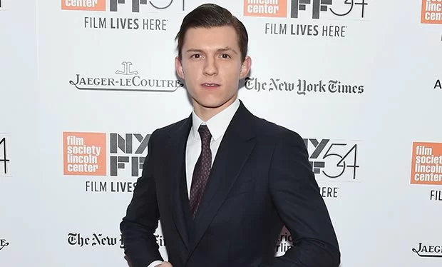 tom_holland_wins_rising_star_at_the_bafta_film_awards_2017