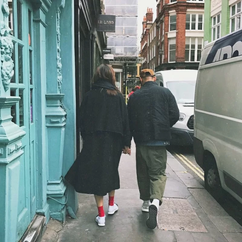 21910146_338280066583467_2791369842047844352_n-800x800