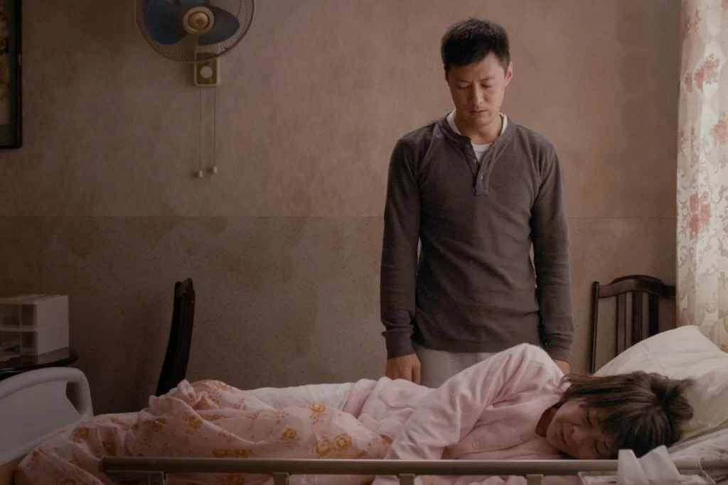 https_%2f%2fhk-hypebeast-com%2ffiles%2f2017%2f03%2fhk-movies-mad-world-wong-chun-florence-chan-interviews02