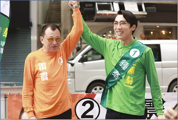 許紹雄是電視劇的「常客」，除播映中的《使徒行者2》，下周三播映的台慶劇《誇世代》他也有演出。