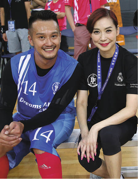 Cally一直視Deep如親弟般愛惜，演唱會能舉行是多得她的支持，跑出則是Deep的實力。