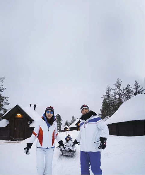 mpw2570_a028-030_000_crop