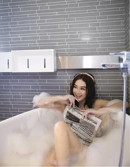 mpw2577_a030-033_001_crop