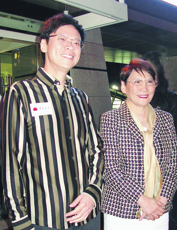 九四至一一年在無綫，得方逸華信任，這段友誼對他影響甚深。