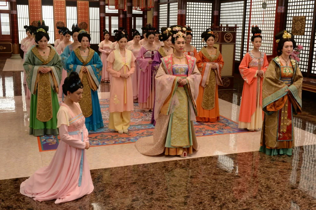 胡定欣指《深宮計》劇情豐富，她在登上皇后之位後，性格會有所改變。