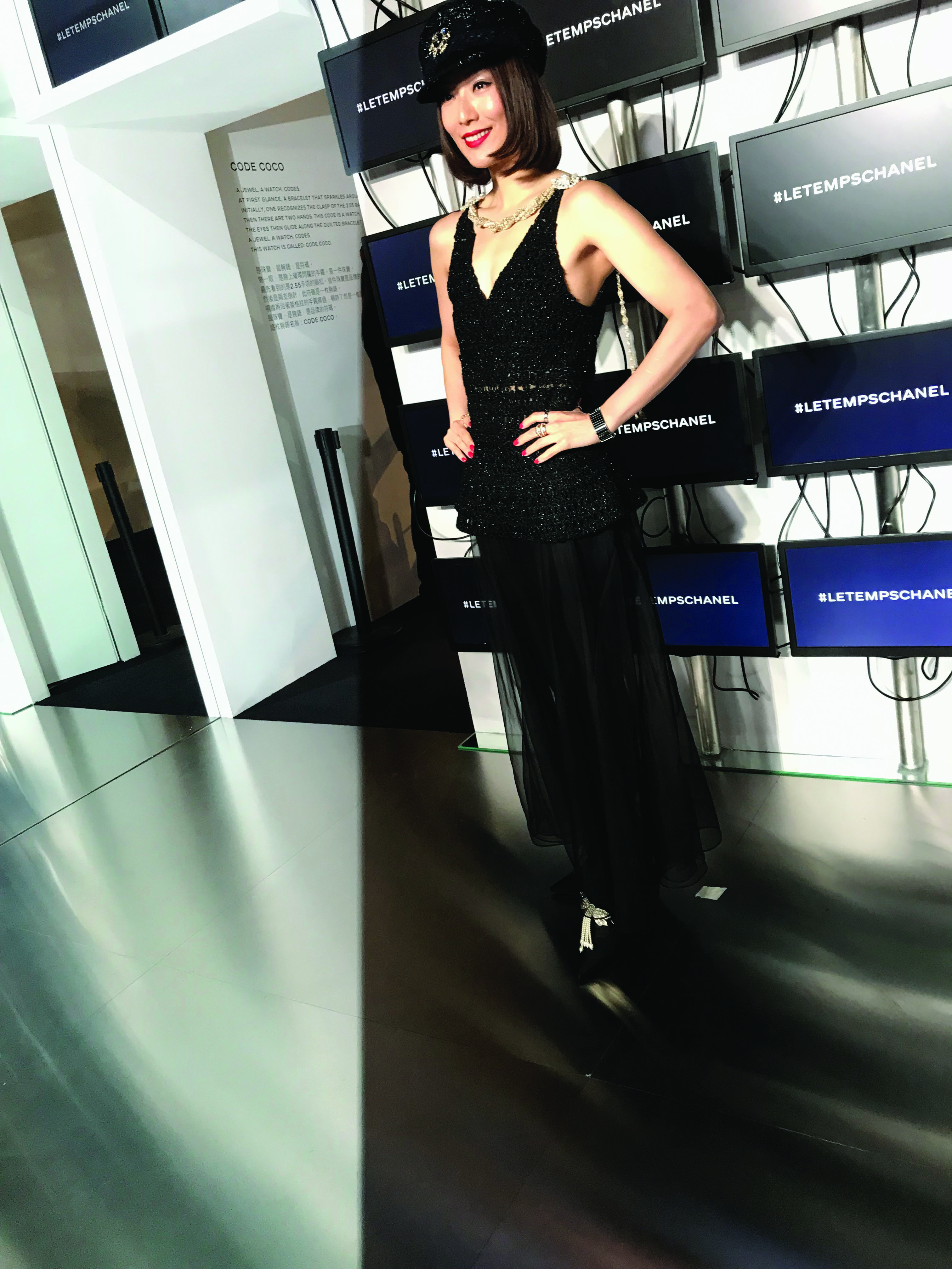 這夜，打扮美美的出席時尚活動，看不出我肚瀉了兩天剛痊癒吧。