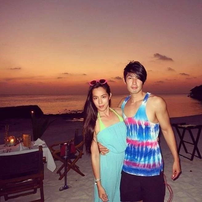 石貞善密友爆料指,吳建豪連寄兩封離婚協議書給妻子,她挽救不果,決定離婚。