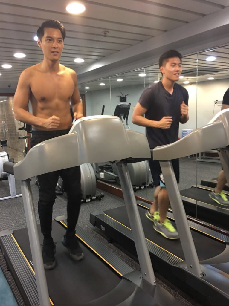 黎振燁現在每星期健身五日，希望操多點肌肉。