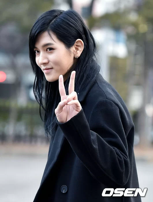 Ren曾以長頭髮活動過，更是艷壓群芳！