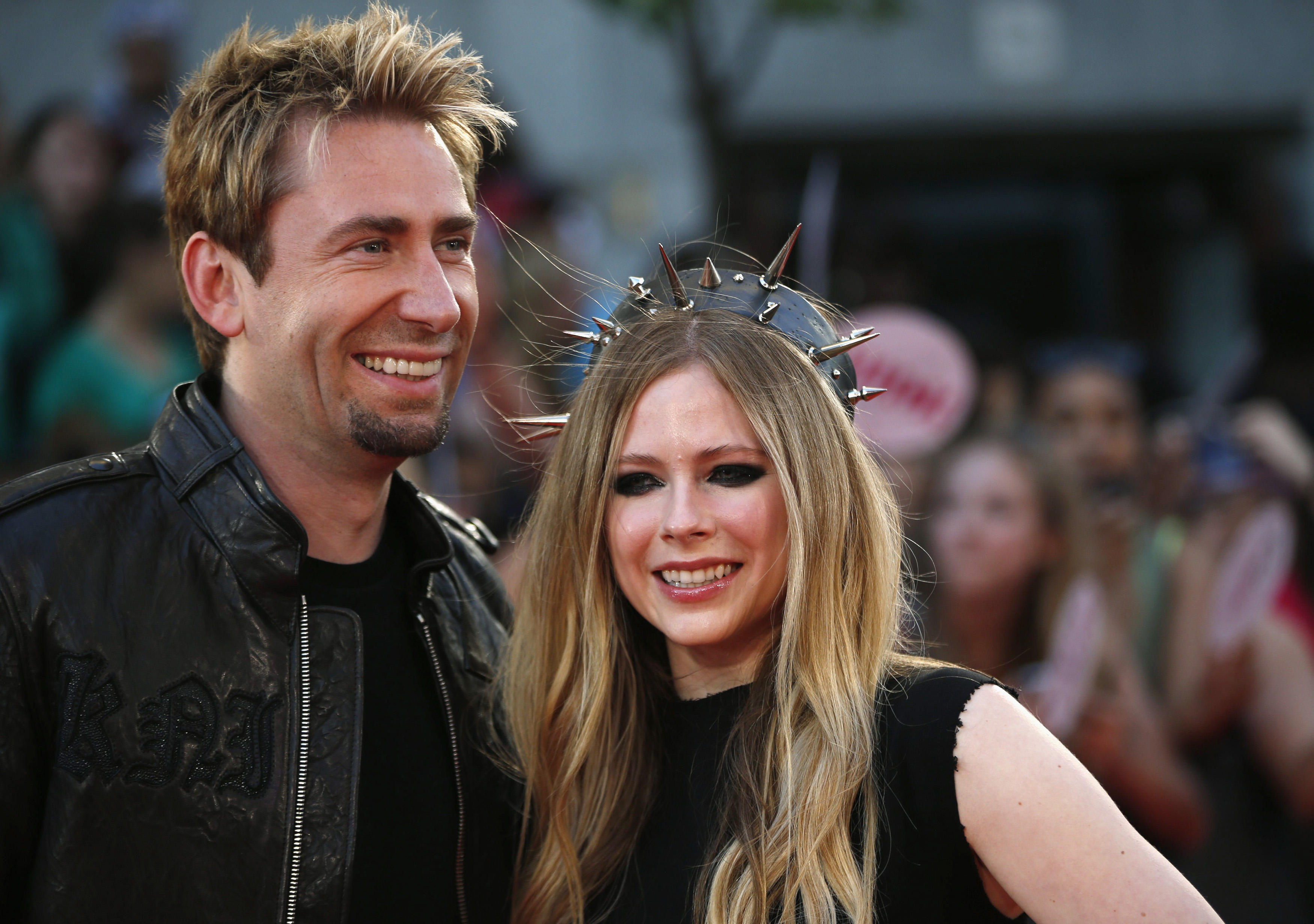 Singers Lavigne and Kroeger arrive on the red carpet for the MuchMusic Video Awards in Toronto