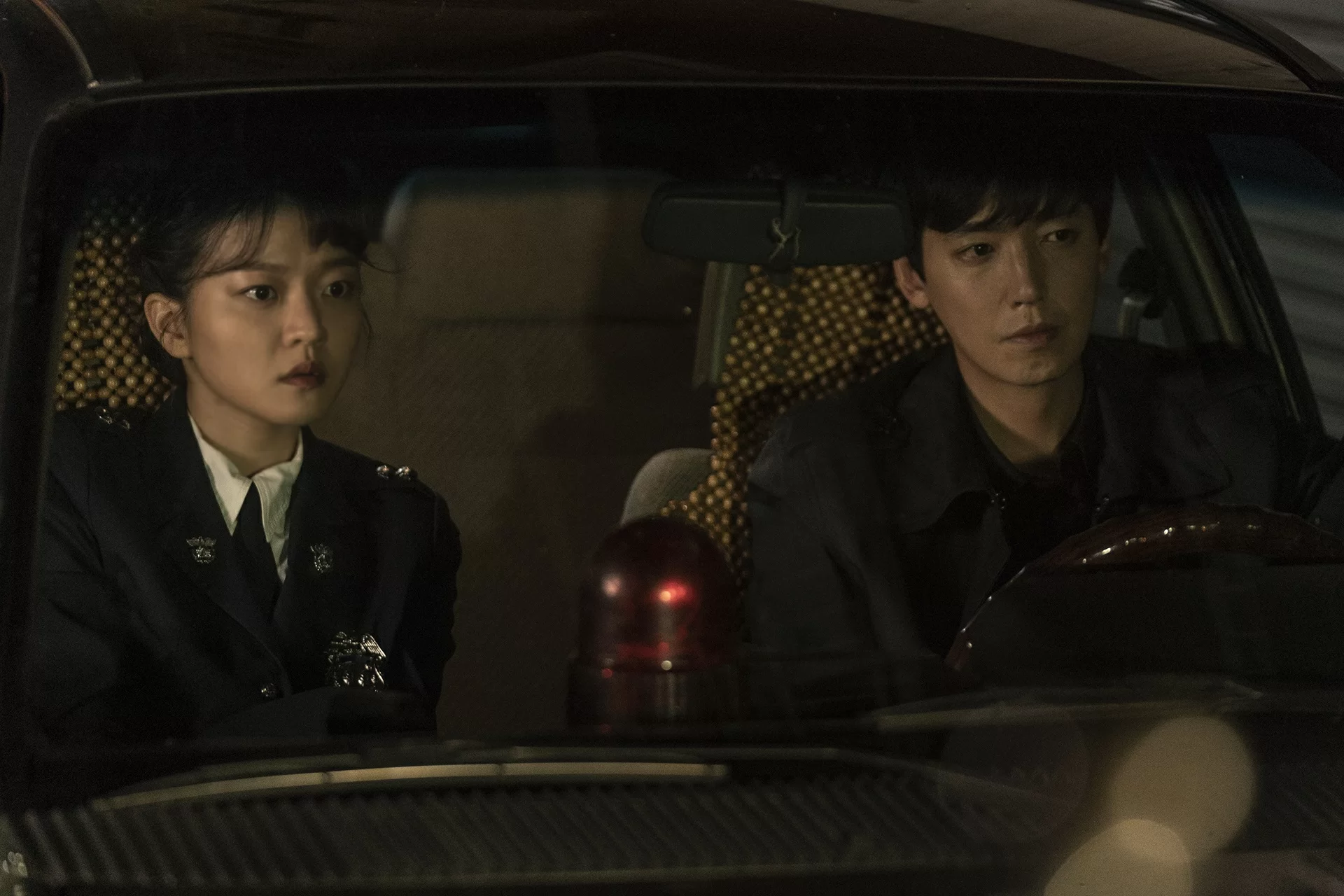 「Miss尹」面對第一個會尊重她的泰柱，似乎有點動心。