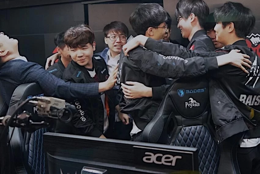 42349735_1958354970890588_4790086607577284608_n