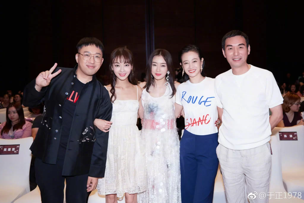 于正和吳謹言、秦嵐和飾演高貴妃的譚卓私下交情甚篤，《延禧》姊妹篇將由吳謹言繼續擔任女一。