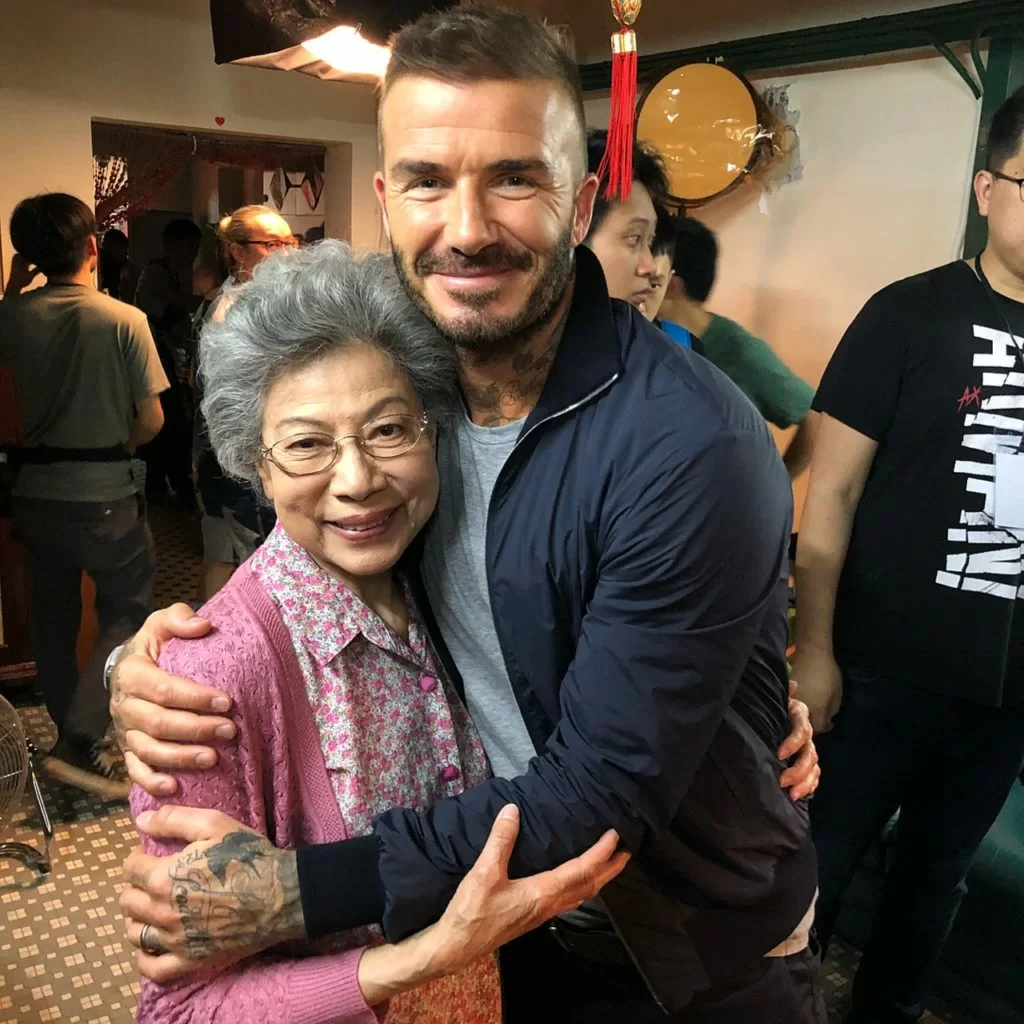 羅蘭工作遇上碧咸,萬人迷擁着她合照,還放上個人IG,羅蘭的印象是:「他很大力。」