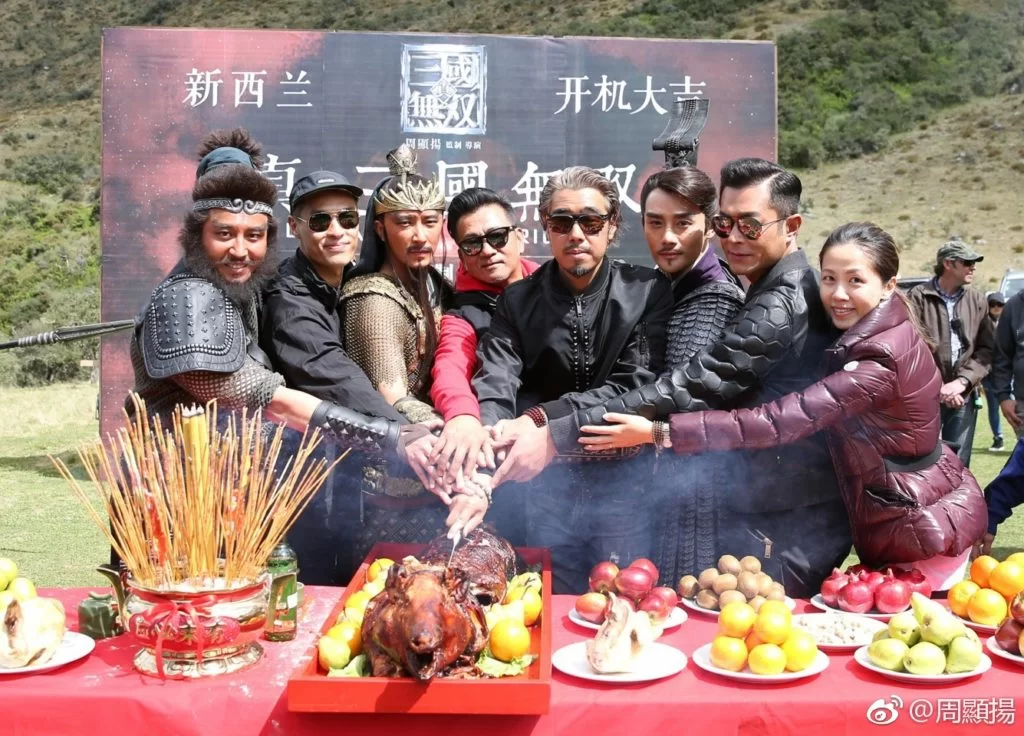 真人版電影集合了中、港、台、日、韓等地演員。