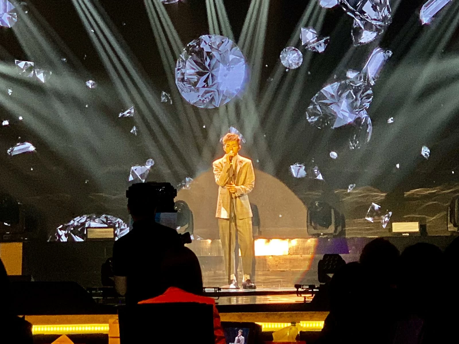 whatsapp-image-2018-10-14-at-22-11-20