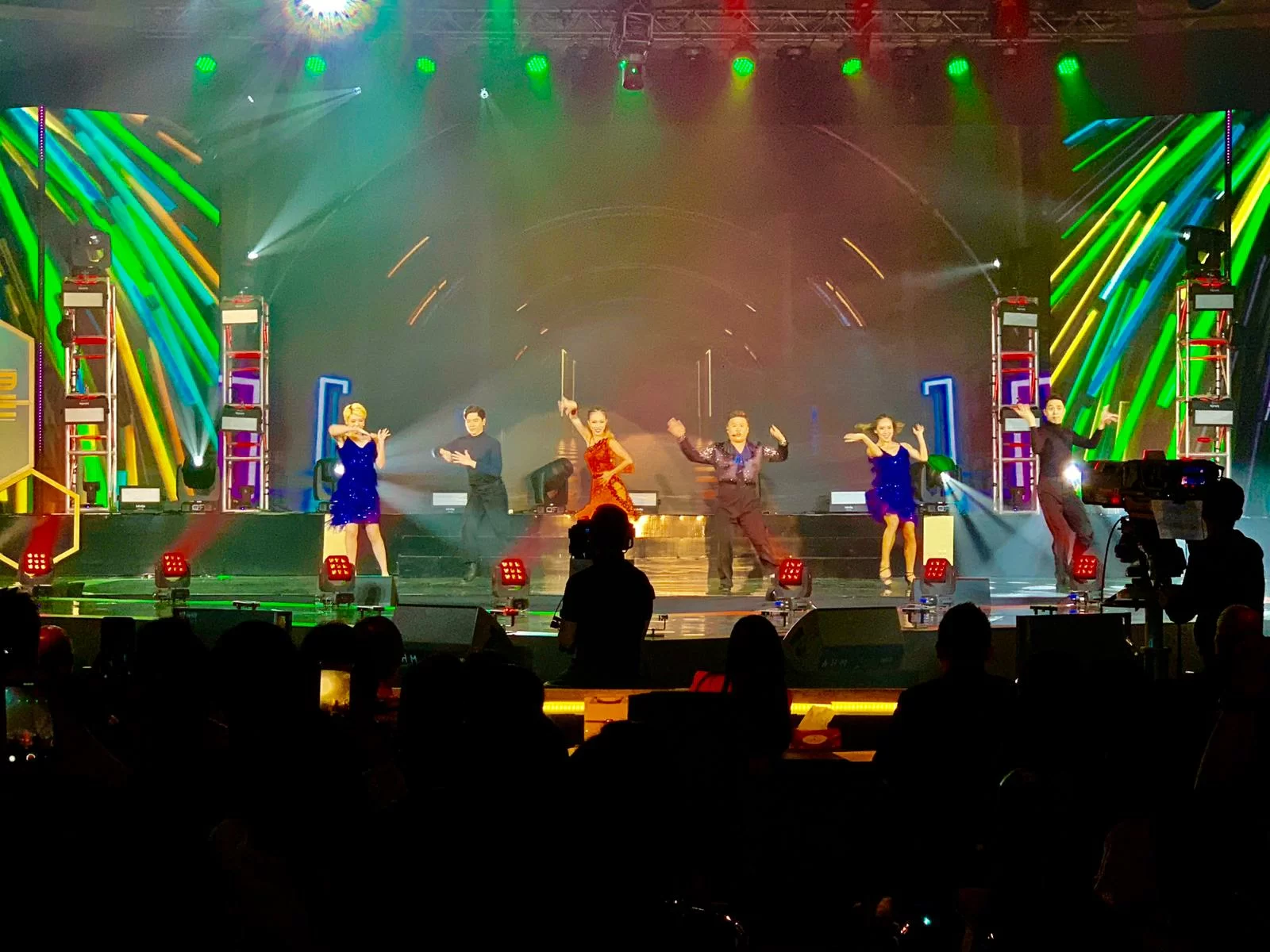 whatsapp-image-2018-10-14-at-22-28-28