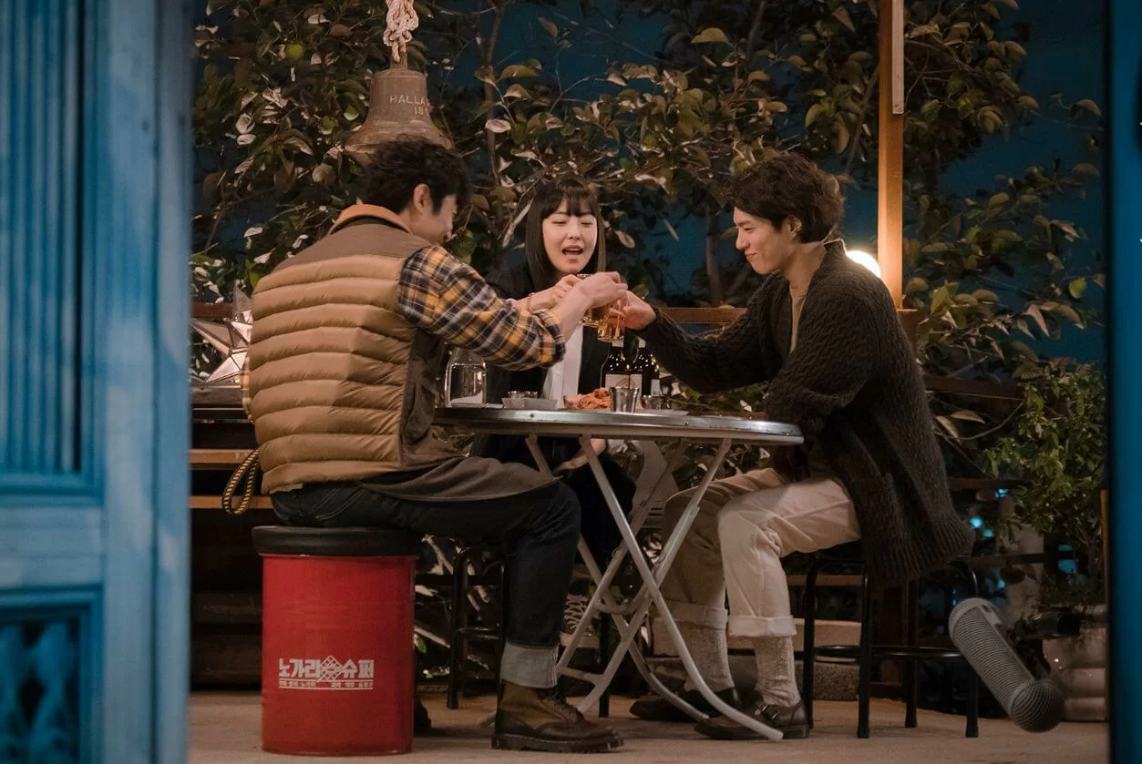 振赫生活簡單，喜歡和老友們相聚。