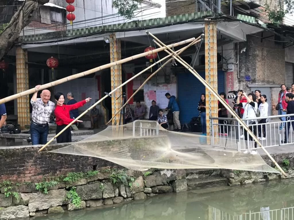 鼎爺小時候就見識了這些傳統的捕魚方法,到現在仍記得當中的步驟及術語。