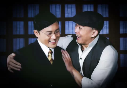 李嘉在《大帥哥》中，與曹永廉有段曖昧主僕情，曹永廉很著緊這位少爺仔。