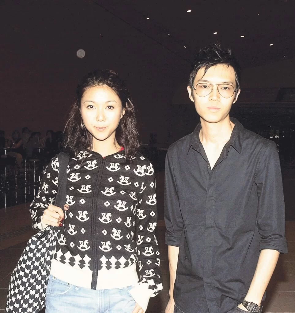 薛凱琪和方大同在音樂上多次合作,也傳過緋聞。