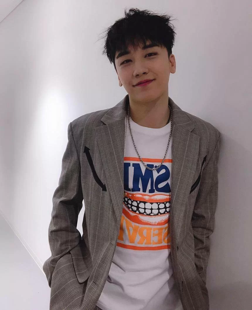 勝利分別要就夜店和性服務事件接受調查，有排頭痕。