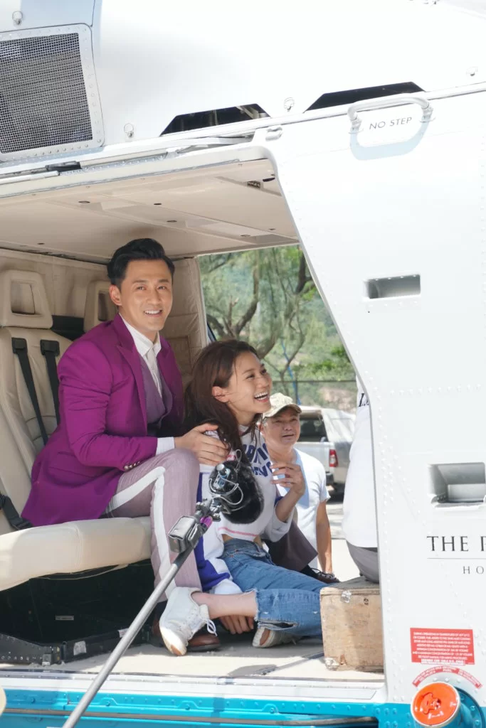 戲中有多場動作戲，林峯會向舉報他的周秀娜報復。