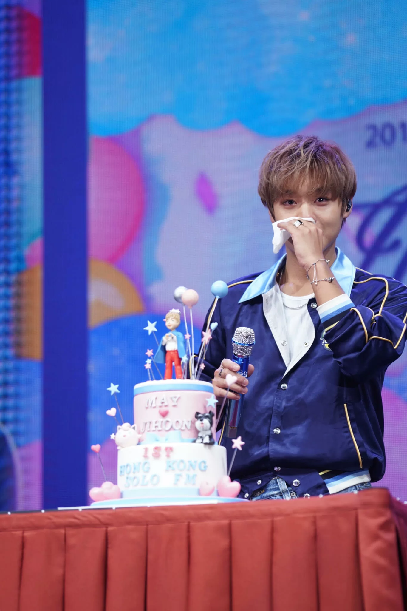 第一次來港的朴志訓已被粉絲感動落淚